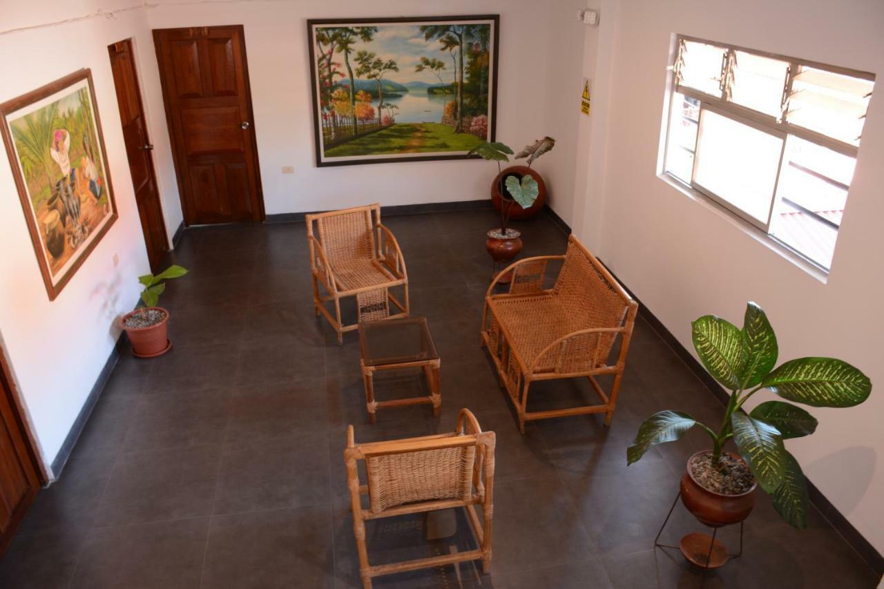 טראפוטו Hostal Casa Blanca מראה חיצוני תמונה